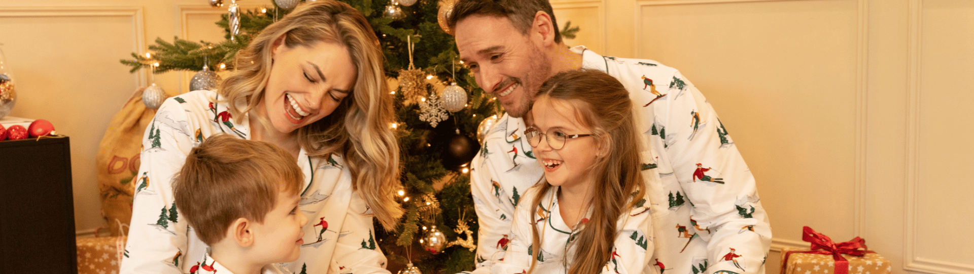 Die gemütlichsten Pyjamas, die auf Ihrer Weihnachtsliste stehen müssen