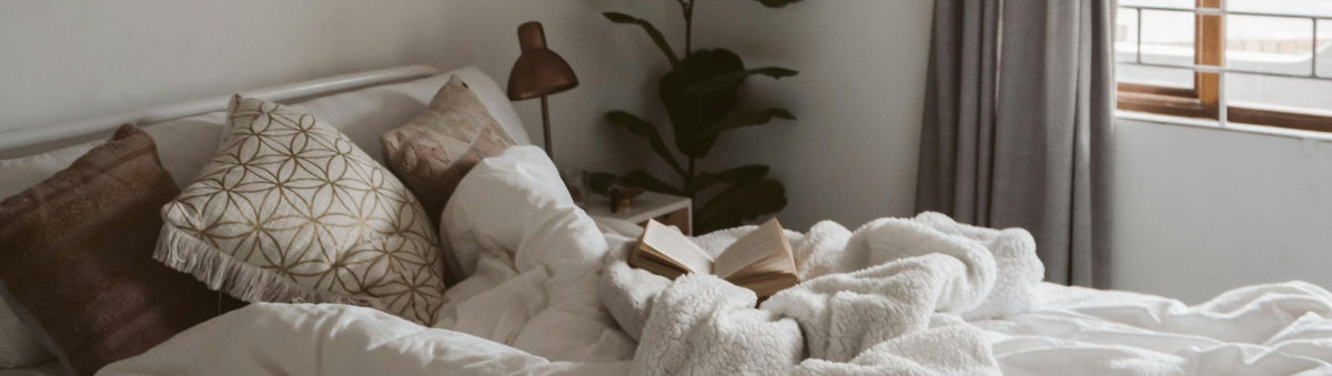Your Guide To Menopausal Insomnia