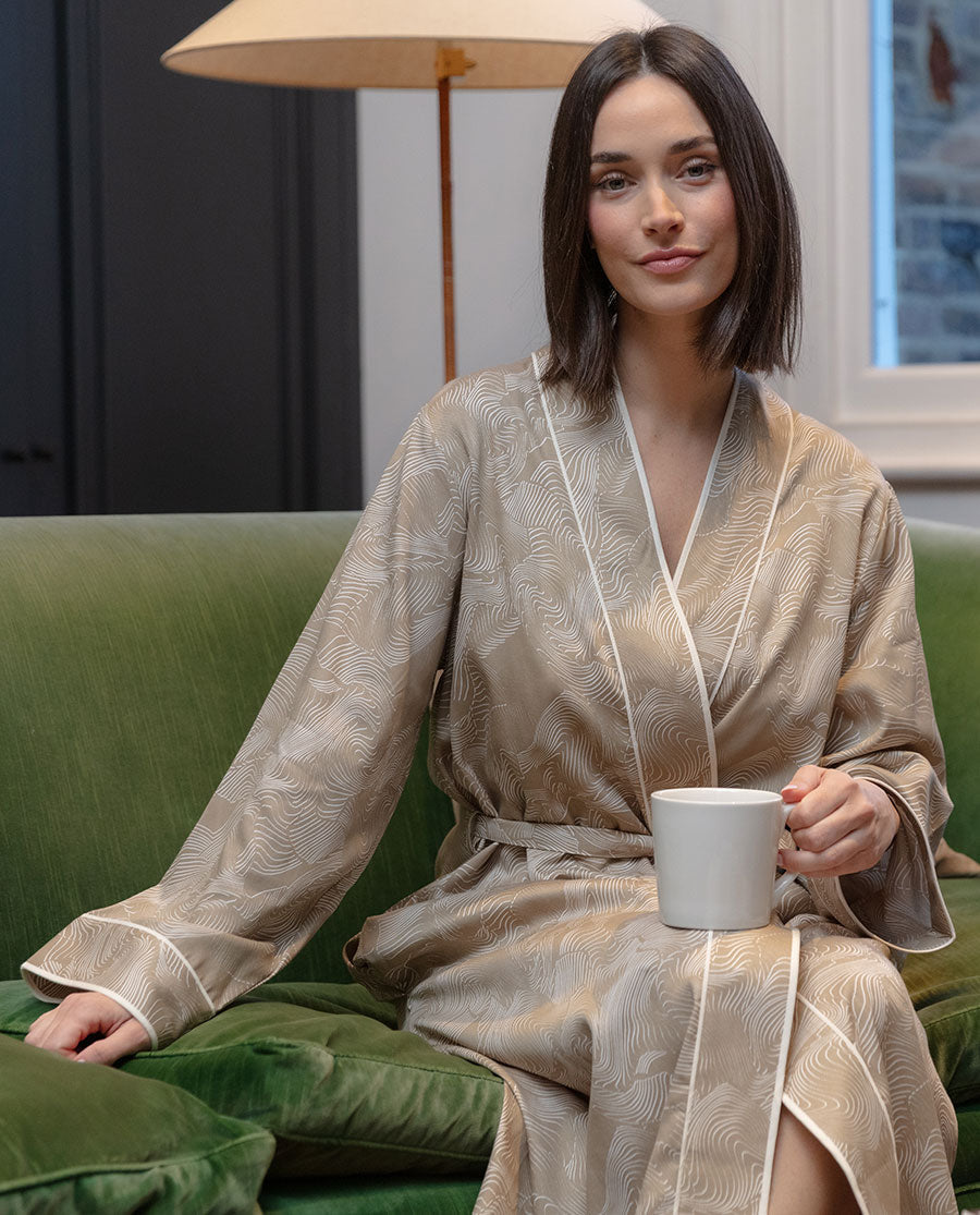 Amber Contour Print Long Dressing Gown