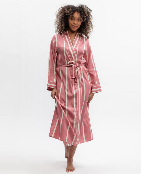 dressing gown dressing gown Wedding Robes For Brides Made From Mom's Wedding Dress Perfect for throwing on over your pyjamas or wearing after a nice relaxing bath An investment dressing gown, made-to-order