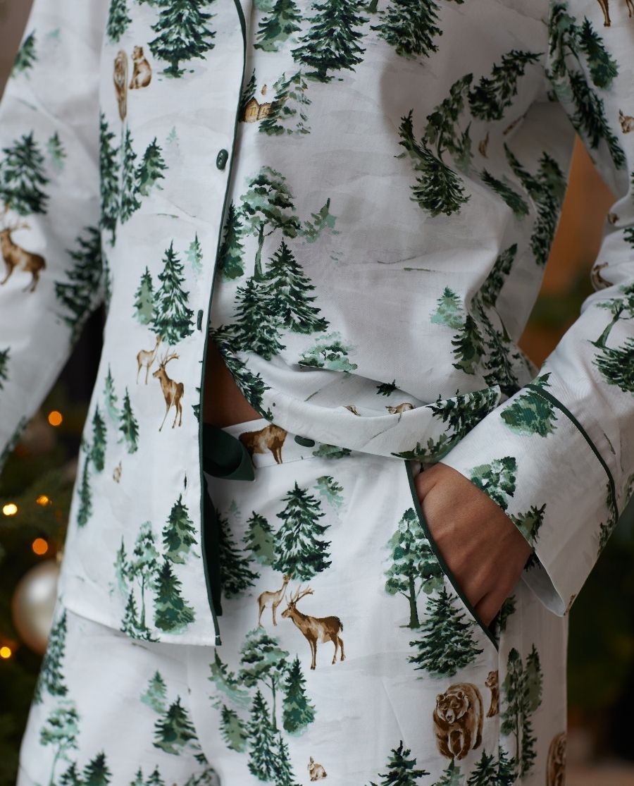 Fern Damen-Pyjama-Set mit weitem Bein und Alpenprint