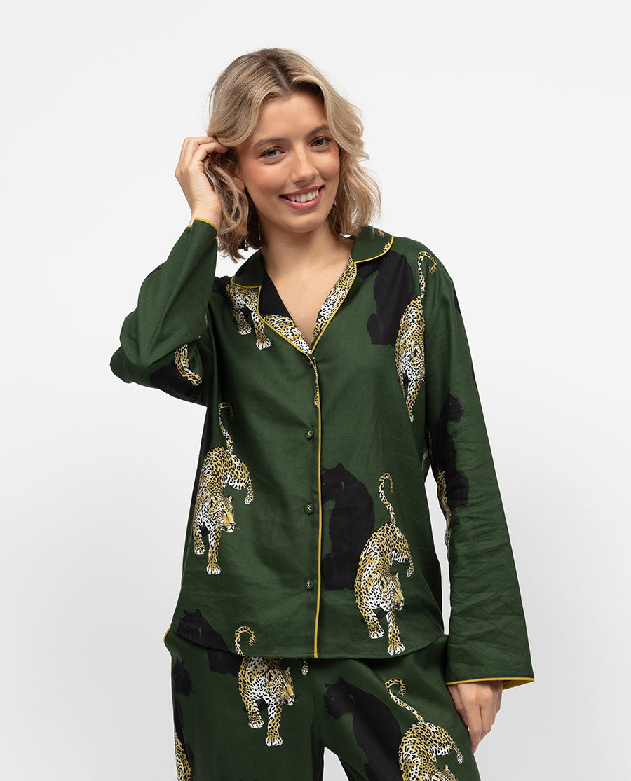 Olive Damen-Pyjamaoberteil mit Leopardenmuster