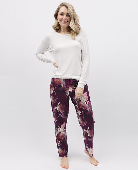 Eve White Slouch Jersey Top and Floral Print Pyjama Set