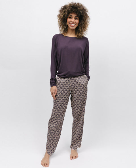Lana Slouch Jersey Top and Geo Print Pyjama Set