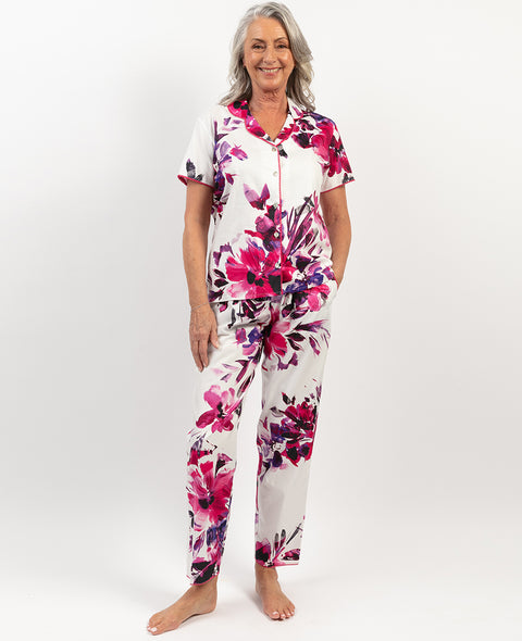 Delilah Pyjama-Set mit Blumenmuster und Spitzenbesatz