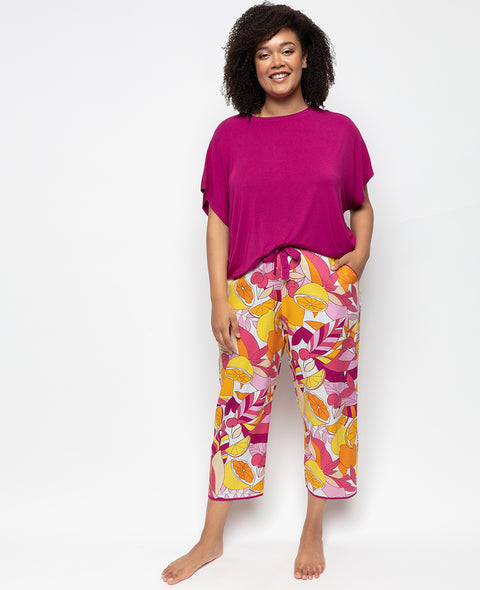Emmi Slouch Jersey Top und Cropped Fruit Print Pyjama Set